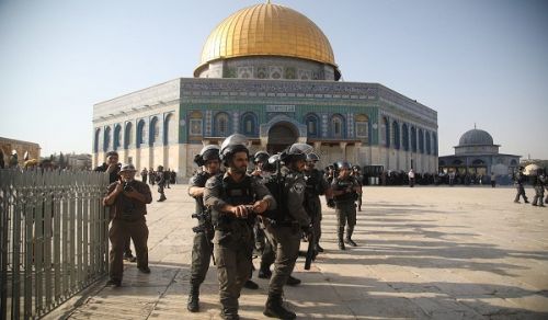 Al-Aqsa Mosque Cries Out for the Muslim Armies and Implores their Officers to Support and Liberate It