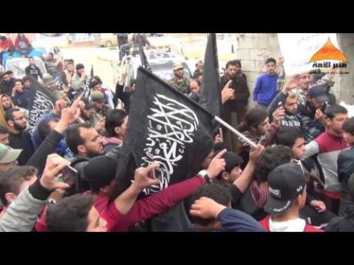 Ümmetin Minberi: İdlib&#039;in Benniş Semtinde Ateşkes ve Müzakereleri Protesto Gösterisi