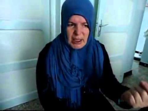 Tunus: Devrimde yaralanan Halid bin Necmi&#039;nin annesi ile bir röportaj