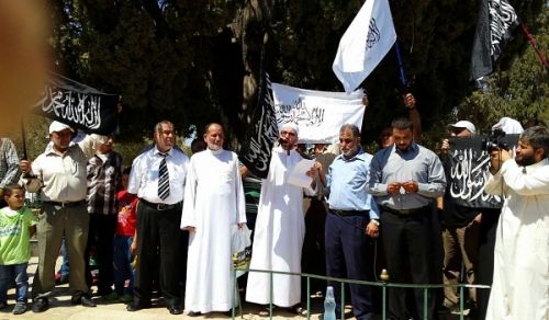Palestine: Mass Demonstration at the Masjid Aqsa Chanting for Establishment of Khilafah Rashidah to Liberate the Blessed Land