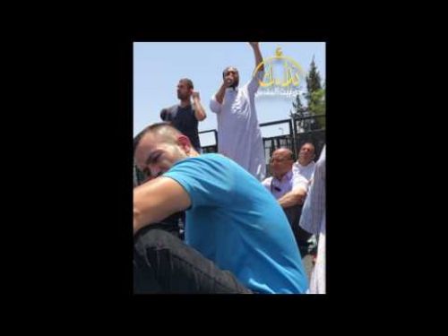 Filistin: Hizb-ut Tahrir gençleri Mescidi Aksa kapıları önünde Cuma hutbesi verdi